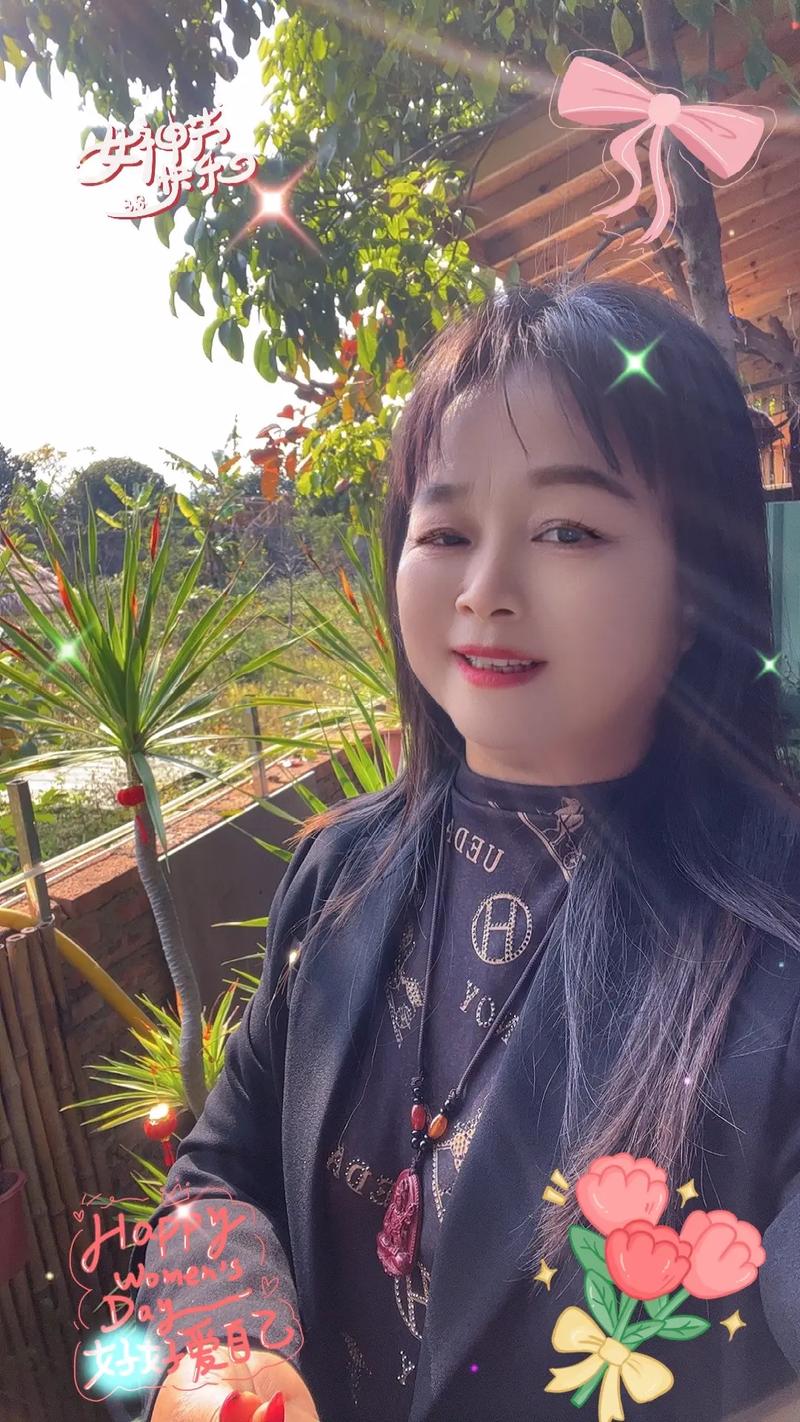 新2025澳门天天开好彩和女子持械打砸多辆车与女子持械打砸多辆车视频