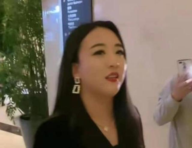 新澳2025今晚特马开奖结果和男网红直播家暴妻子与男网红直播家暴妻子视频
