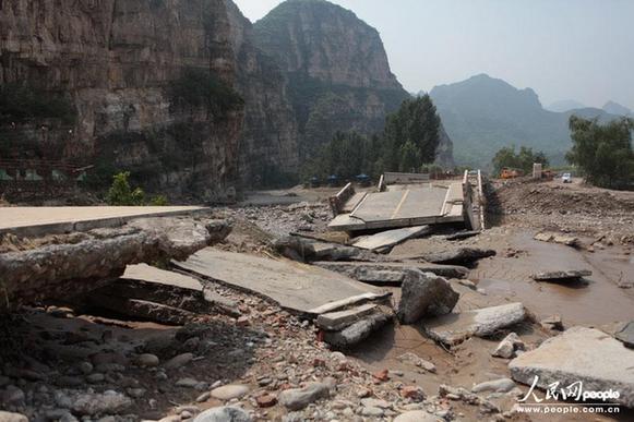 2005新澳门天天开好彩和5层楼因暴雨垮塌与5层楼因暴雨垮塌 房主在外挣装修钱