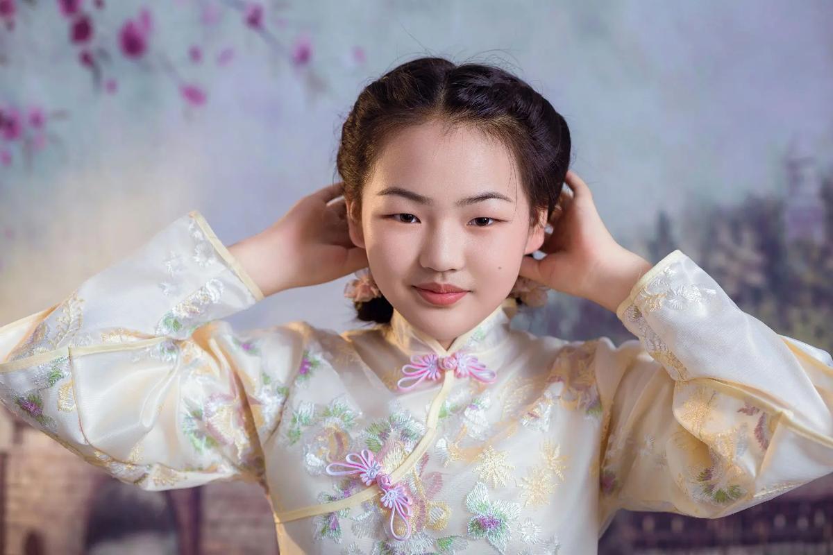 777788888管家婆免费和13岁女生被多人殴打与13岁女孩遭殴打